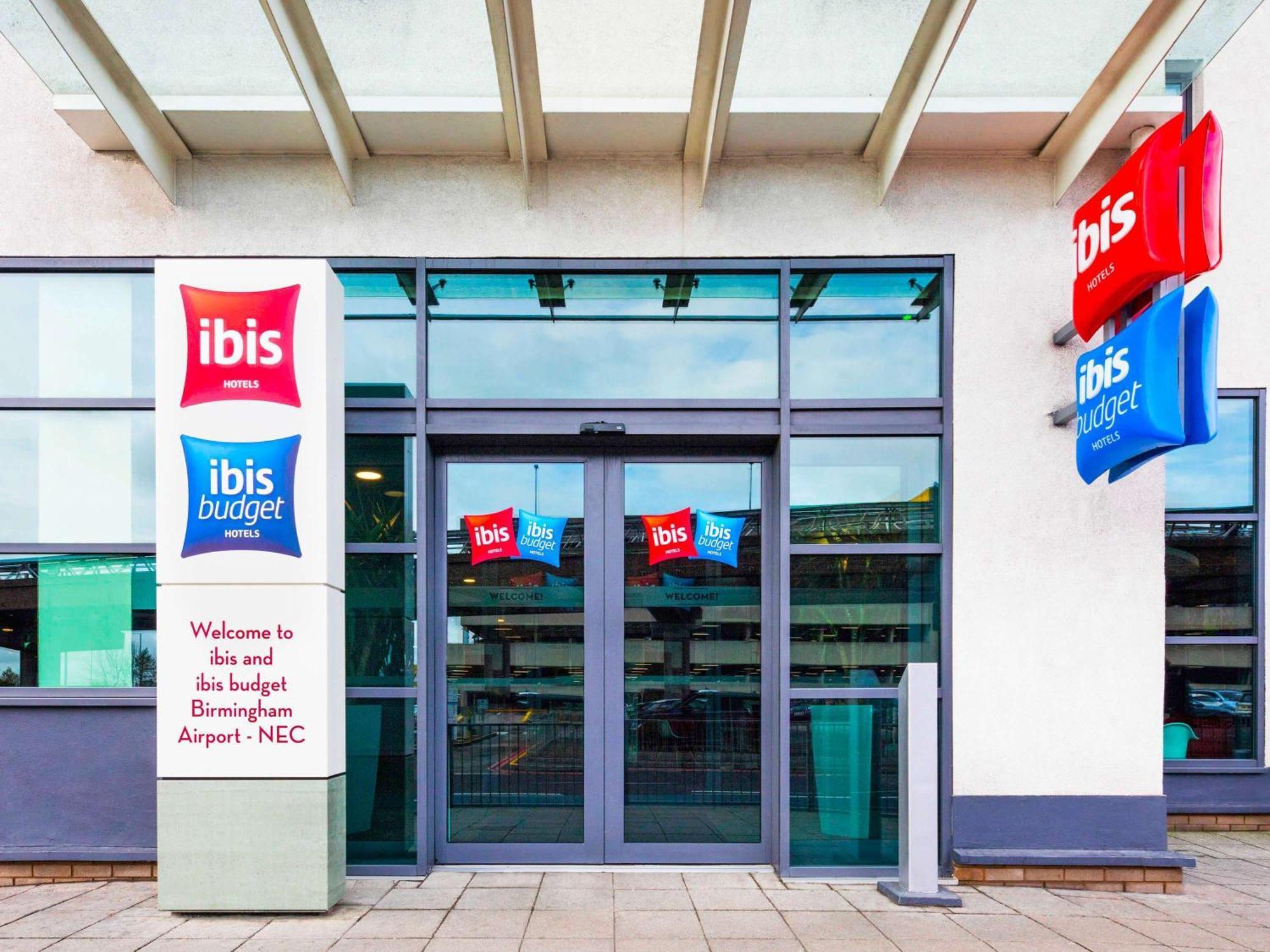 Ibis Budget Birmingham Airport Terminal Building - Nec บิกเกนฮิลล์ ภายนอก รูปภาพ