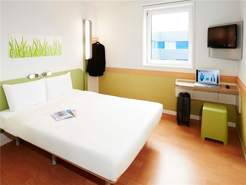 Ibis Budget Birmingham Airport Terminal Building - Nec บิกเกนฮิลล์ ห้อง รูปภาพ