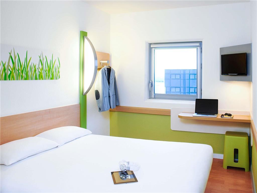 Ibis Budget Birmingham Airport Terminal Building - Nec บิกเกนฮิลล์ ห้อง รูปภาพ
